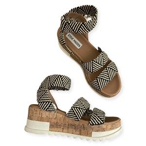 Steve Madden Platform Sandal